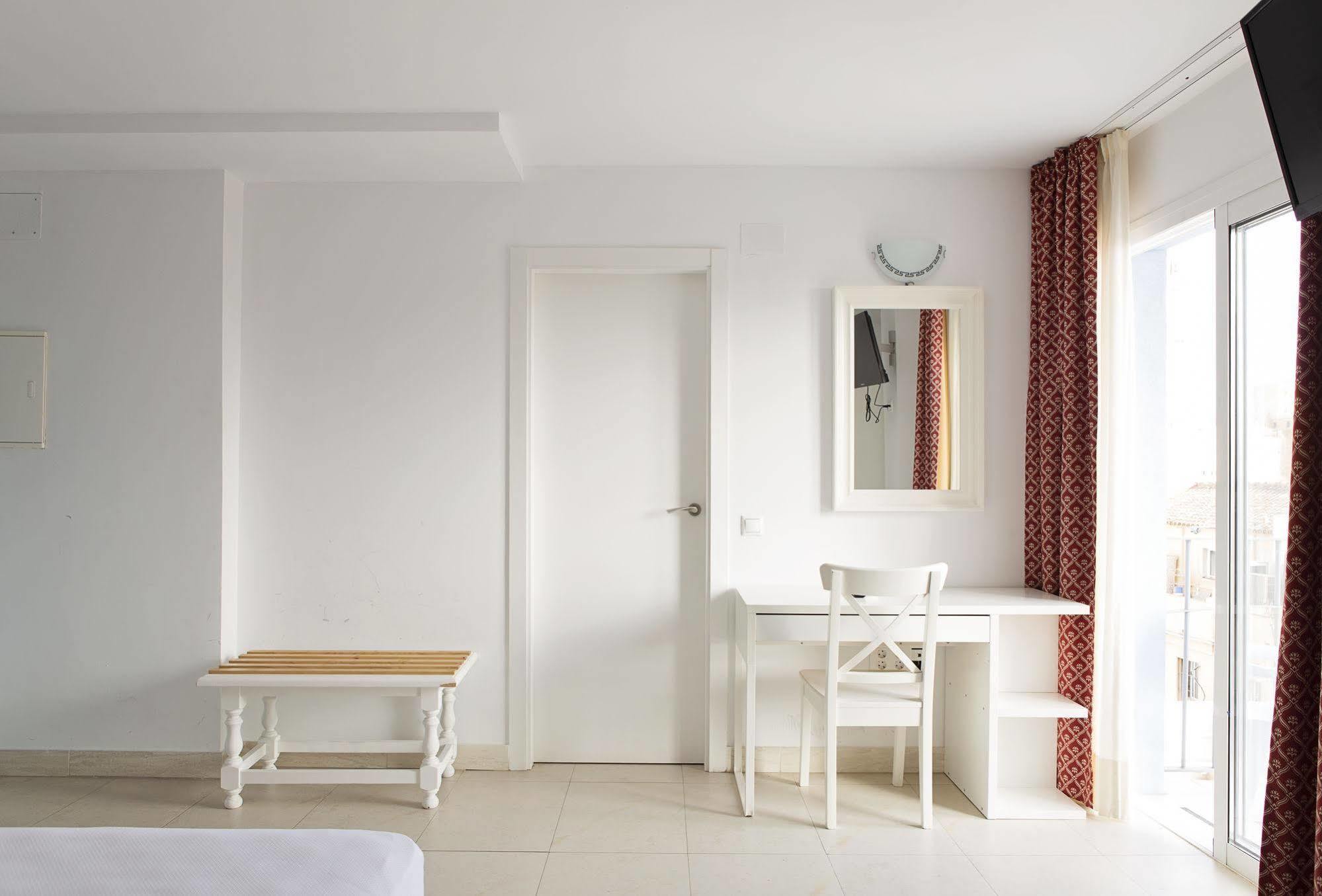 Hotel Eliseos Málaga Dış mekan fotoğraf